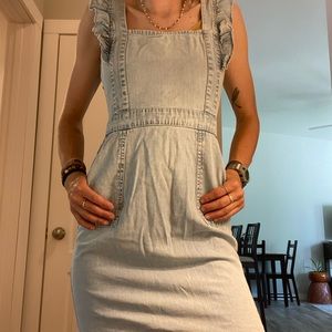 Cute detailed jean dress